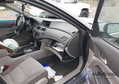 2010 Honda Accord 2.4 Lx из США, поврежденный, VIN 1HGCP2F31AA034922